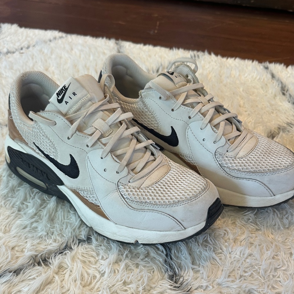 Nike Air Max Excee Women’s 11.5 VGUC